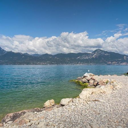 Apartment Frader Otto With Lake View Torri Del Benaco Buitenkant foto